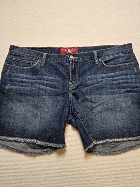Lucky Brand denim shorts - size 14/32